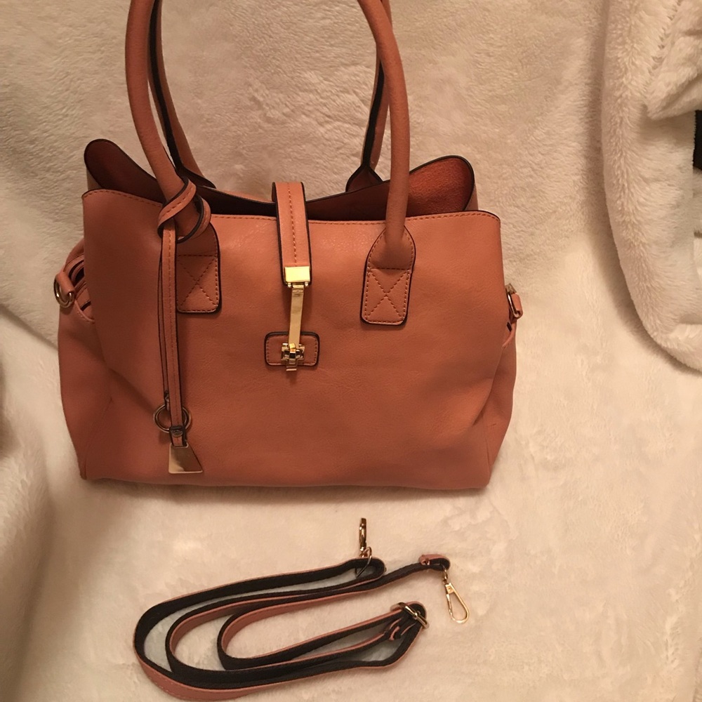 Shoulder handbag